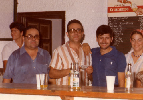 Joaquin, Jose Antonio, Jose y Puri en la -Caseta-Municipal de la Feria